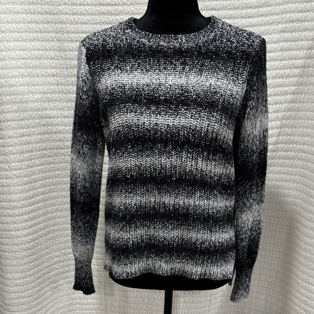 Michael Michael Kors Black White Knit Long Sleeve Sweater With Shoulder Zippers